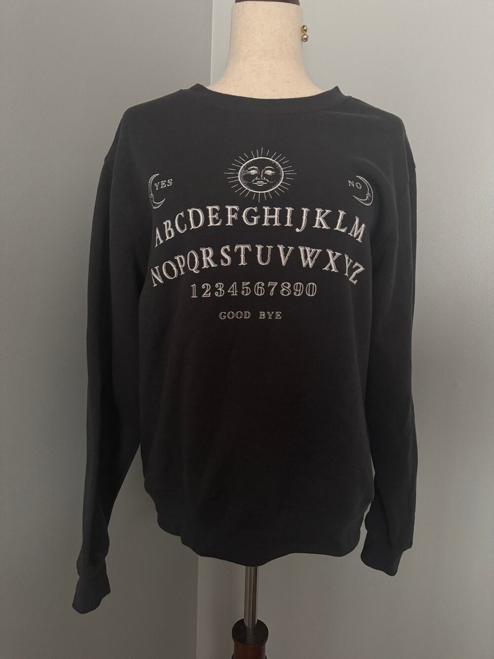 Ouija Mystifying Oracle dark charcoal gray/black Celestial Sweatshirt - size M